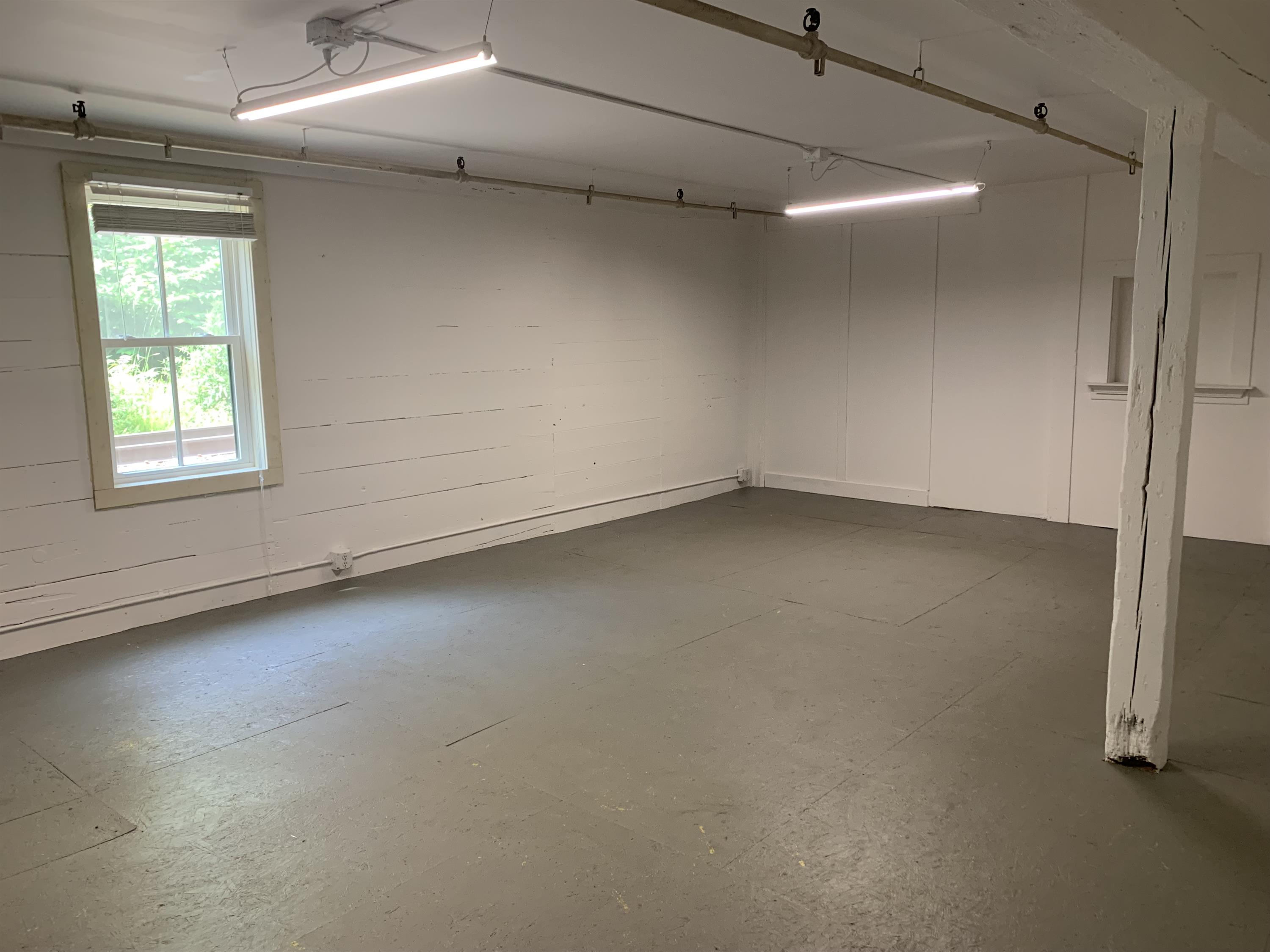 516 Mill Rd Studio 2E